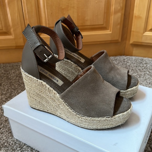 Steve Madden Wedges - Picture 5 of 8